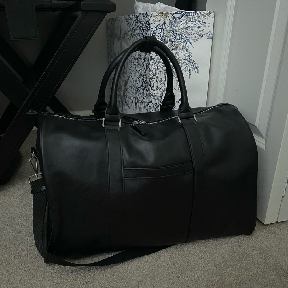 LEATHER BANDOULIÈRE BAG SILVER HARDWARE